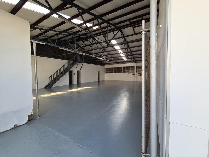To Let commercial Property for Rent in Paarden Eiland Western Cape
